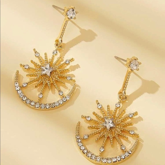 Rhinestone Moon & Star Drop Earrings - Picture 6 of 9